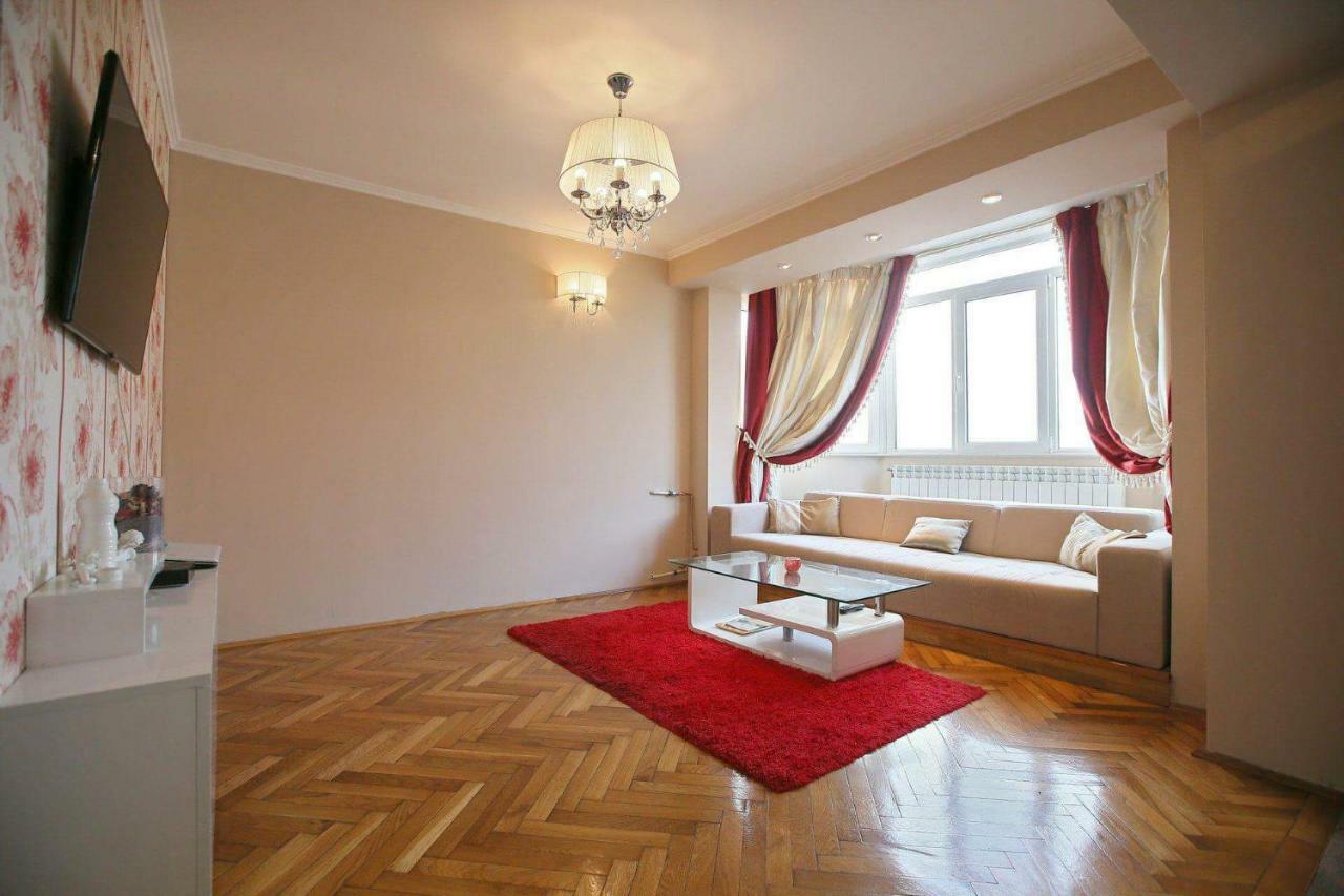 Apartament Marc Apartment Орадеа Екстериор снимка